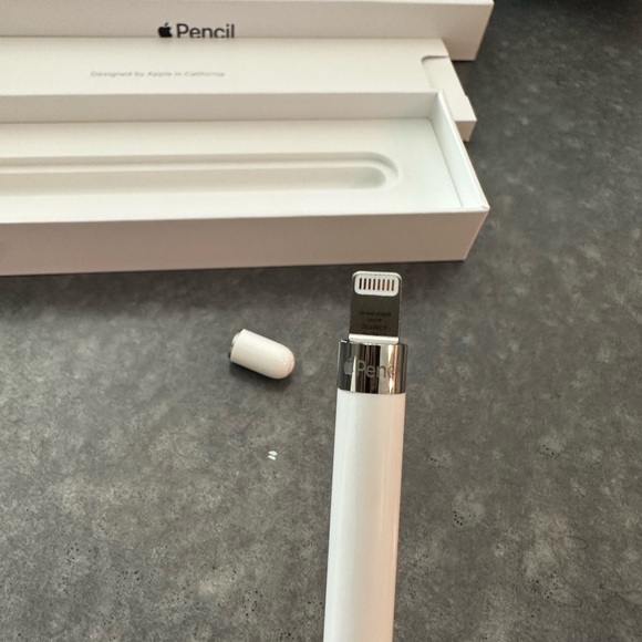 Apple Pencil 1st Generation - Picture 3 of 5